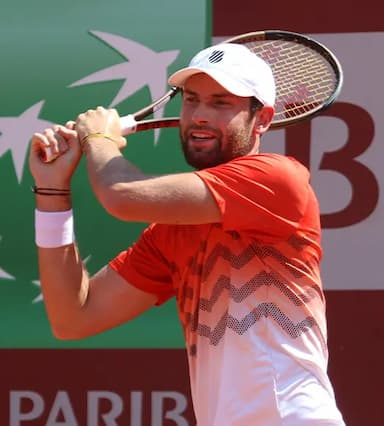 Քվենտին Հալիս